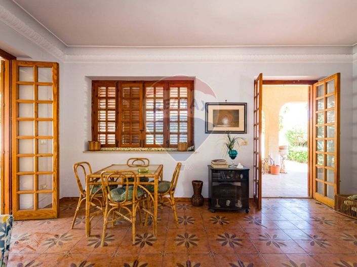 Image No.31-3 Bed Villa for sale