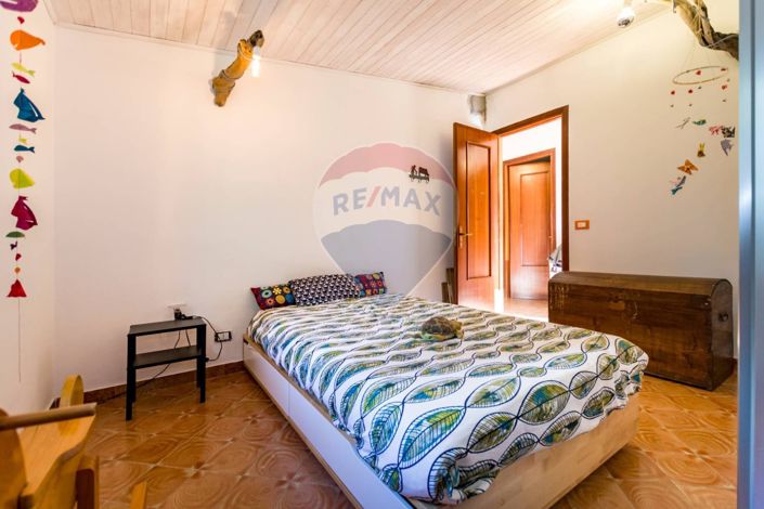 Image No.15-3 Bed Villa for sale