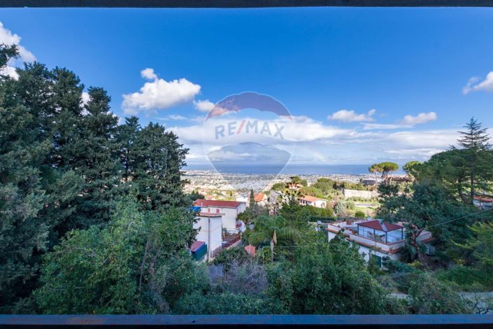 Image No.30-3 Bed Villa for sale