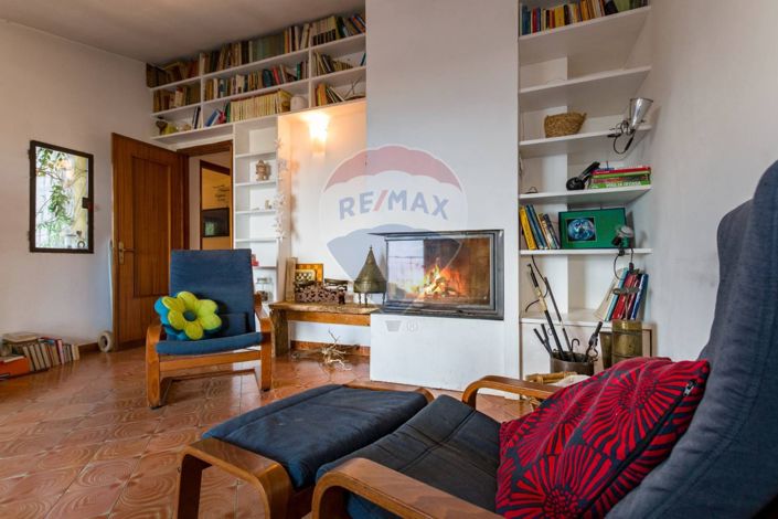 Image No.9-3 Bed Villa for sale