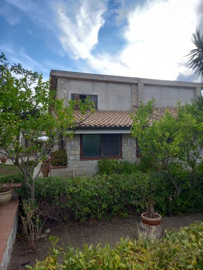 Image No.12-2 Bed Villa for sale