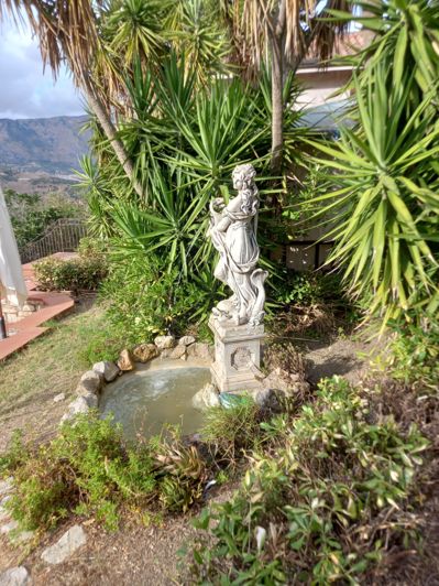 Image No.6-2 Bed Villa for sale