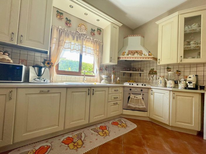 Image No.10-3 Bed Villa for sale