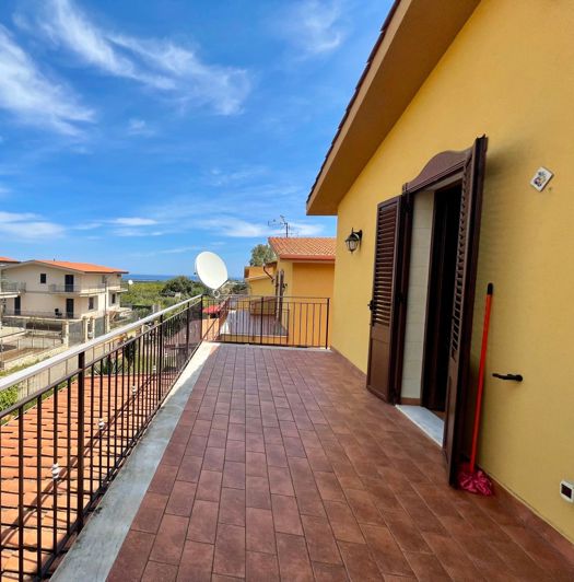 Image No.26-3 Bed Villa for sale