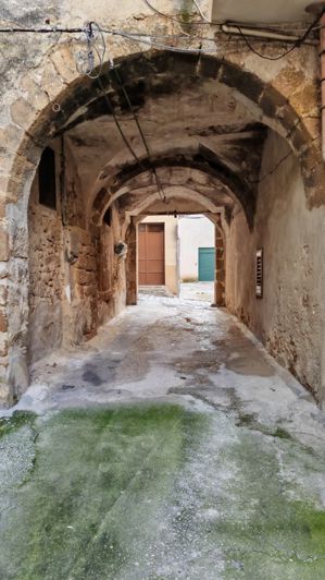 Image No.2-2 Bed House for sale