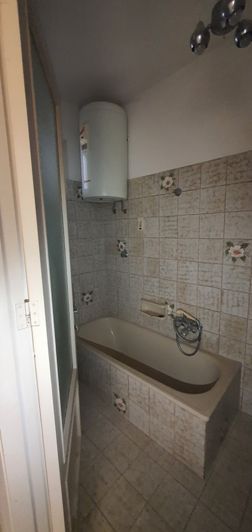 Image No.33-2 Bed Apartment for sale