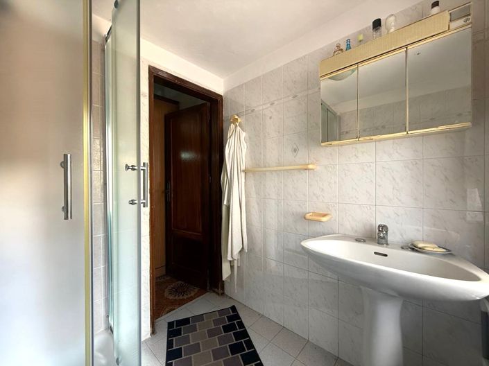 Image No.13-4 Bed House for sale