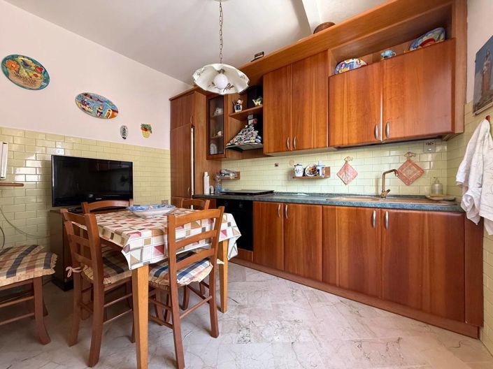 Image No.15-2 Bed Apartment for sale