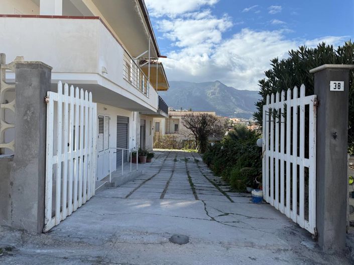 Image No.3-2 Bed Villa for sale