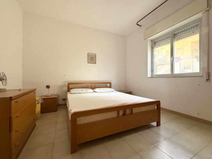 Image No.9-2 Bed Villa for sale