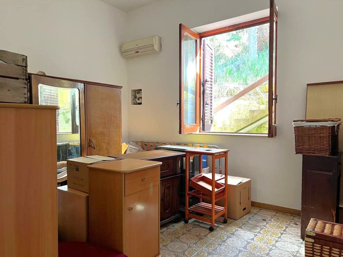 Image No.10-3 Bed Villa for sale