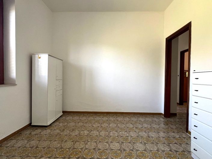 Image No.13-3 Bed Villa for sale