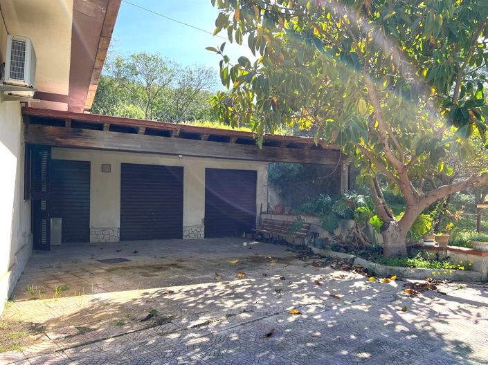 Image No.22-3 Bed Villa for sale