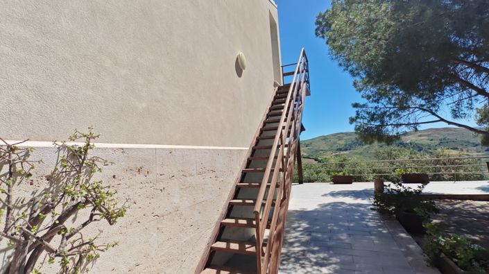 Image No.17-2 Bed Villa for sale