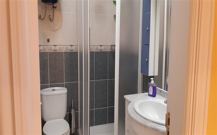 Image No.6-2 Bed Townhouse for sale