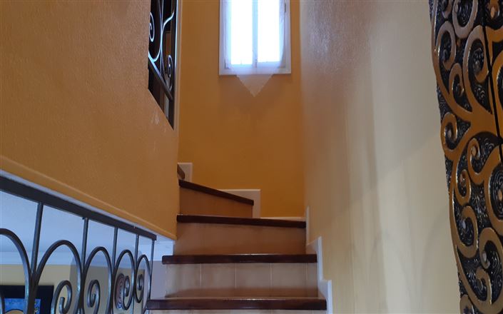 Image No.8-2 Bed Townhouse for sale