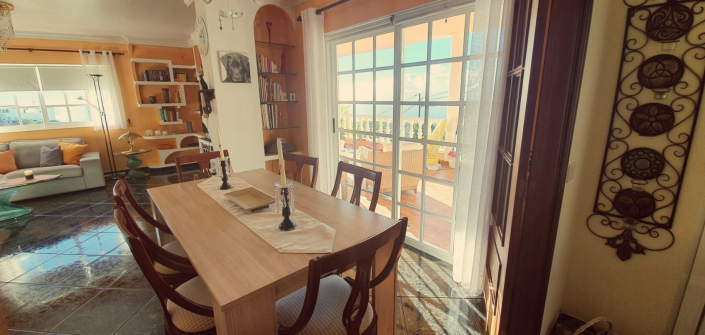 Image No.2-6 Bed Villa for sale