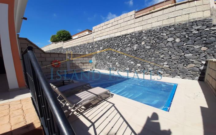 Image No.3-4 Bed Villa for sale