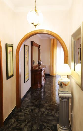 Image No.4-7 Bed Country House for sale