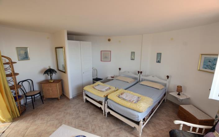 Image No.8-5 Bed Villa / Detached for sale