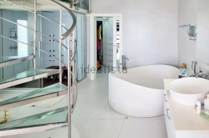 Image No.18-1 Bed Penthouse for sale