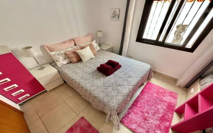 Image No.16-4 Bed Villa / Detached for sale