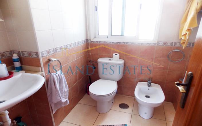 Image No.15-3 Bed Townhouse for sale