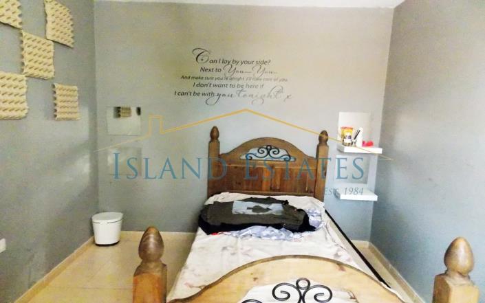 Image No.11-3 Bed Townhouse for sale