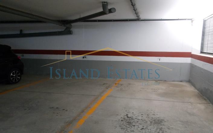 Image No.18-3 Bed Townhouse for sale