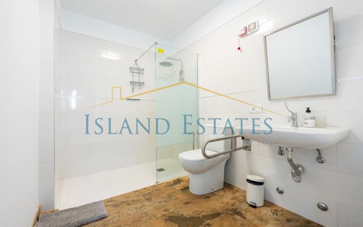 Image No.20-7 Bed House/Villa for sale