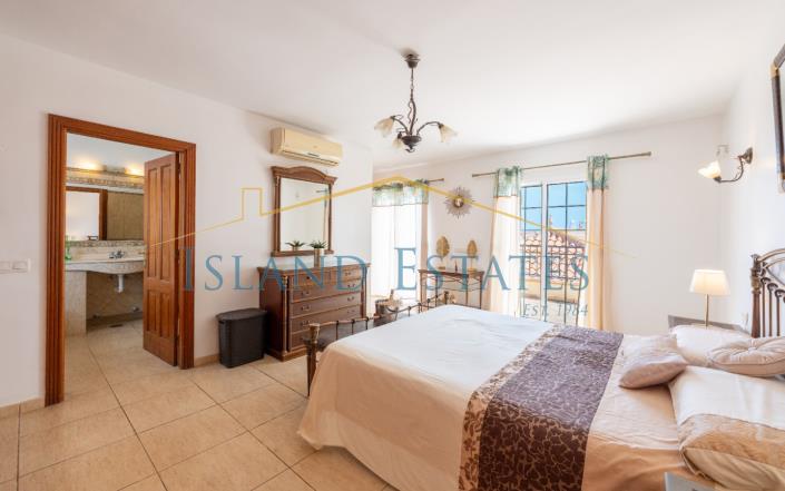 Image No.15-7 Bed House/Villa for sale