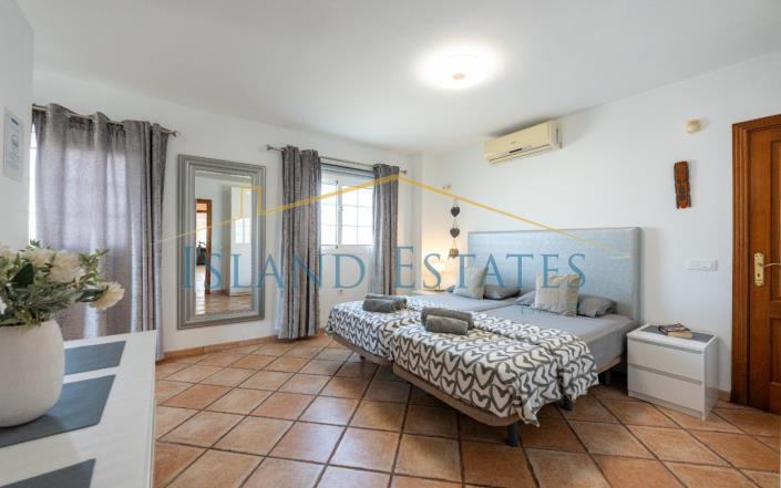 Image No.10-7 Bed House/Villa for sale