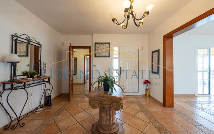 Image No.8-7 Bed House/Villa for sale