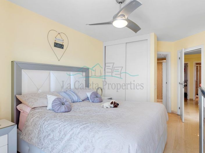 Image No.29-3 Bed Apartment for sale