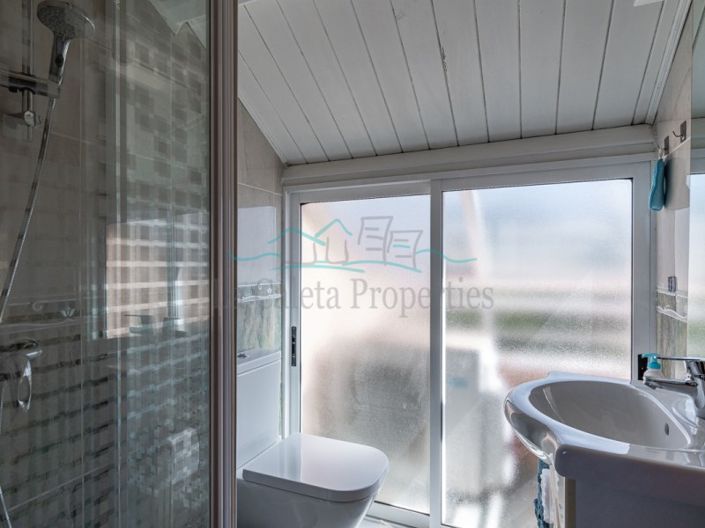 Image No.18-2 Bed Apartment for sale