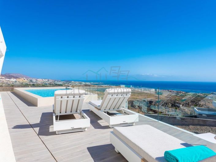 Image No.5-5 Bed Villa for sale