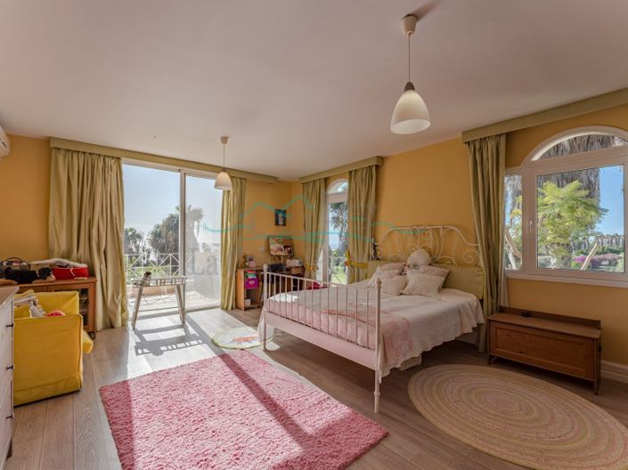 Image No.18-5 Bed Villa for sale