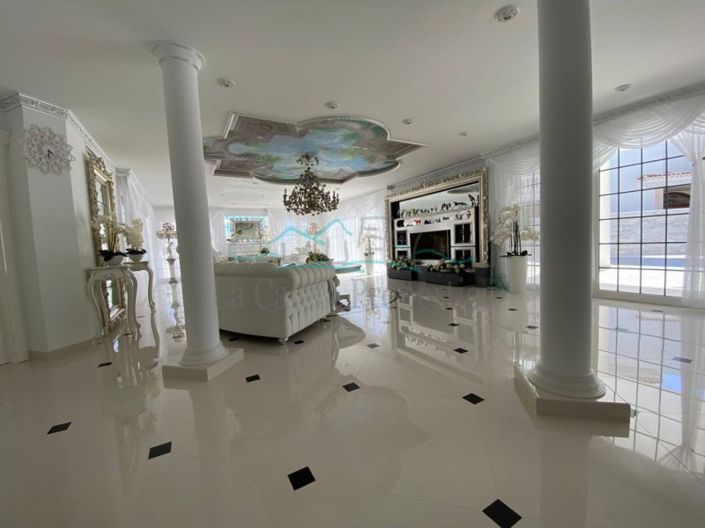 Image No.21-6 Bed Villa for sale