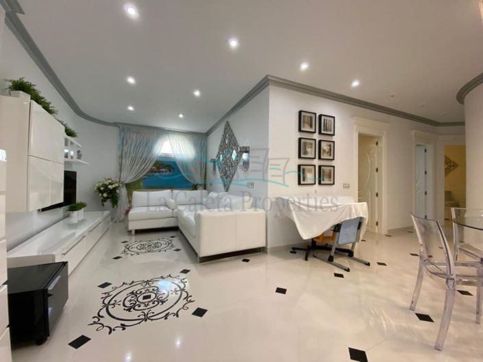 Image No.9-6 Bed Villa for sale