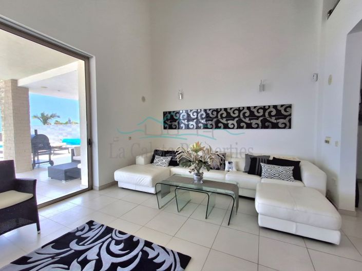 Image No.14-3 Bed House for sale