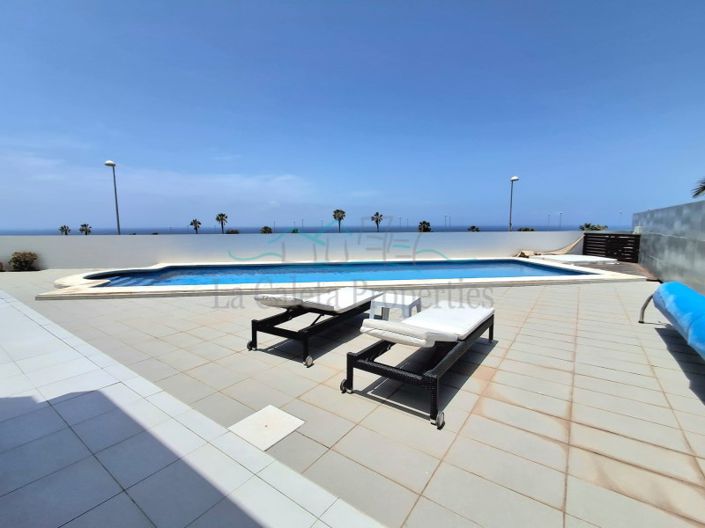 Image No.2-3 Bed House for sale