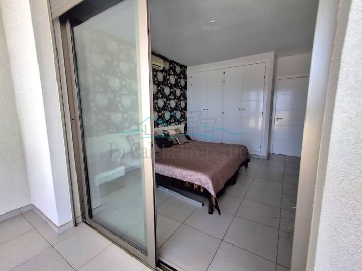 Image No.20-3 Bed House for sale