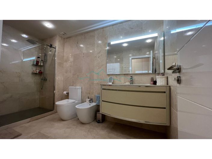 Image No.10-2 Bed Apartment for sale