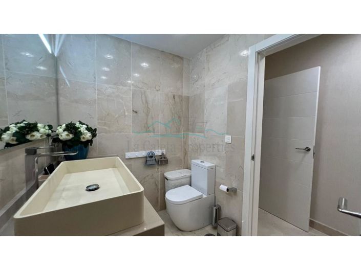 Image No.13-2 Bed Apartment for sale