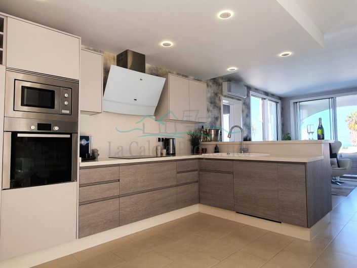 Image No.12-3 Bed House for sale