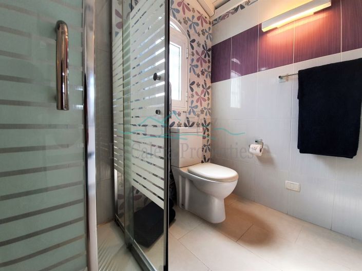 Image No.16-3 Bed House for sale