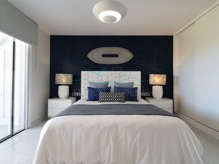 Image No.19-3 Bed House for sale