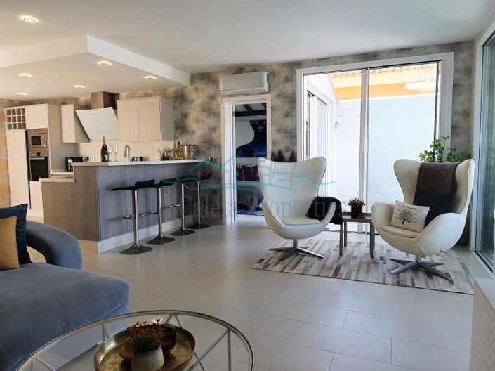 Image No.6-3 Bed House for sale