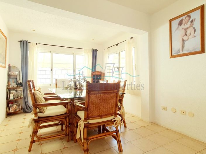 Image No.7-4 Bed House for sale