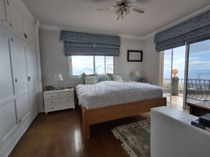 Image No.5-5 Bed Farmhouse for sale